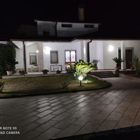 Villa Aristogatti ซานเปียโตรแวร์โนติโค ภายนอก รูปภาพ