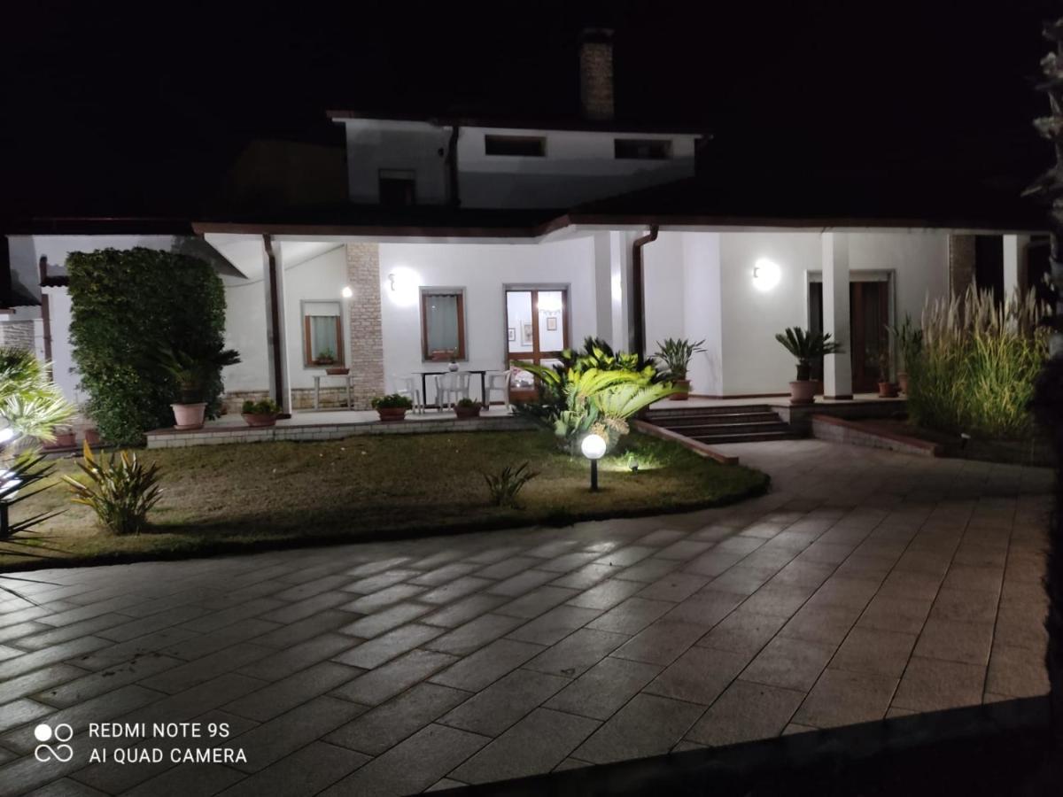 Villa Aristogatti ซานเปียโตรแวร์โนติโค ภายนอก รูปภาพ